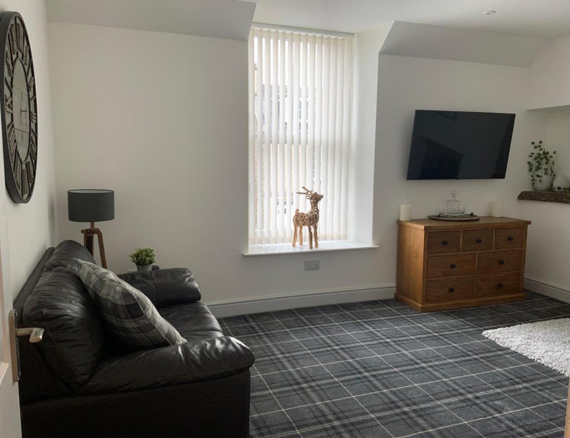 Deeside Snugs Apartment *