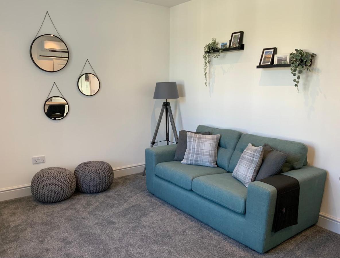 Апартаменты Deeside Snugs